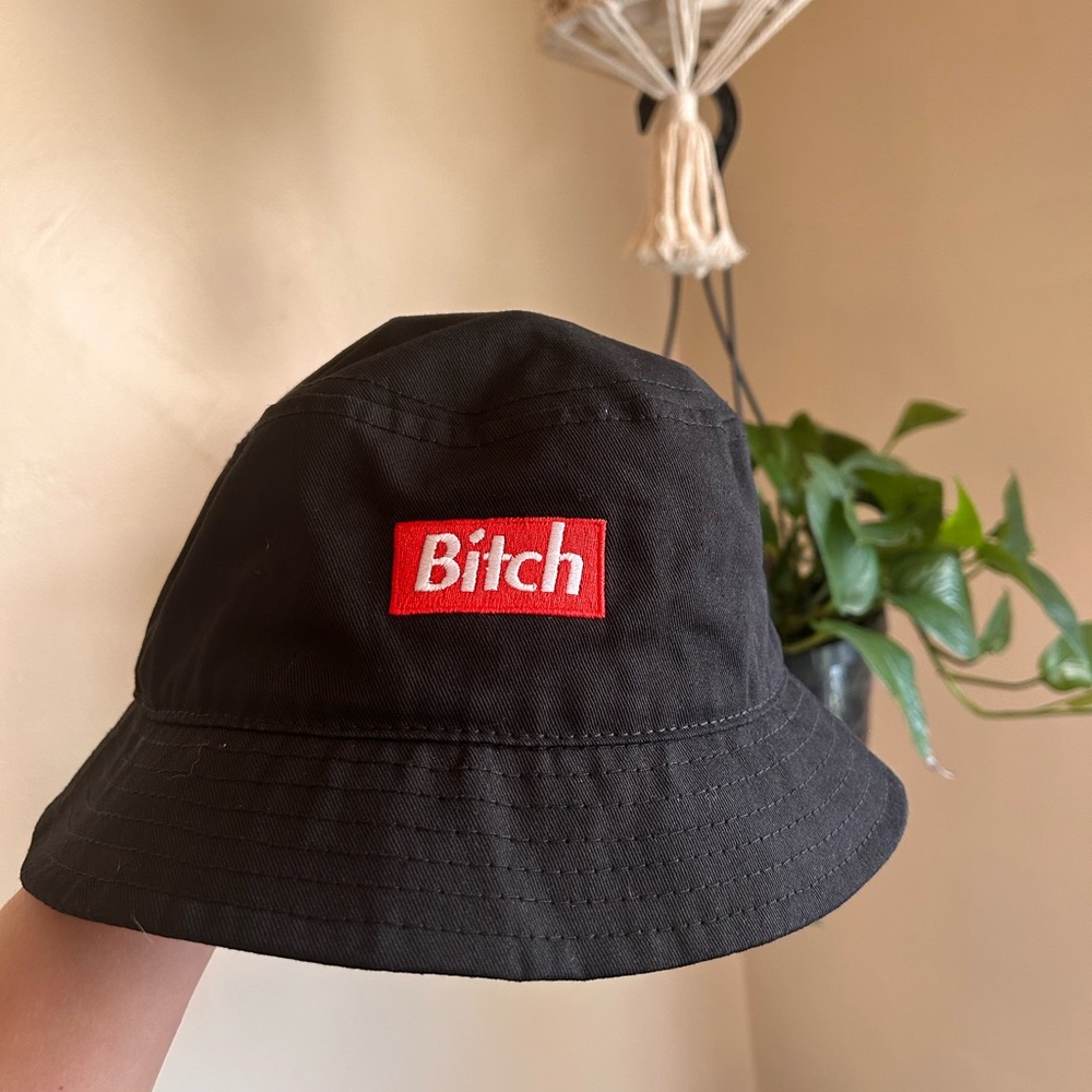 B Bucket Hat
